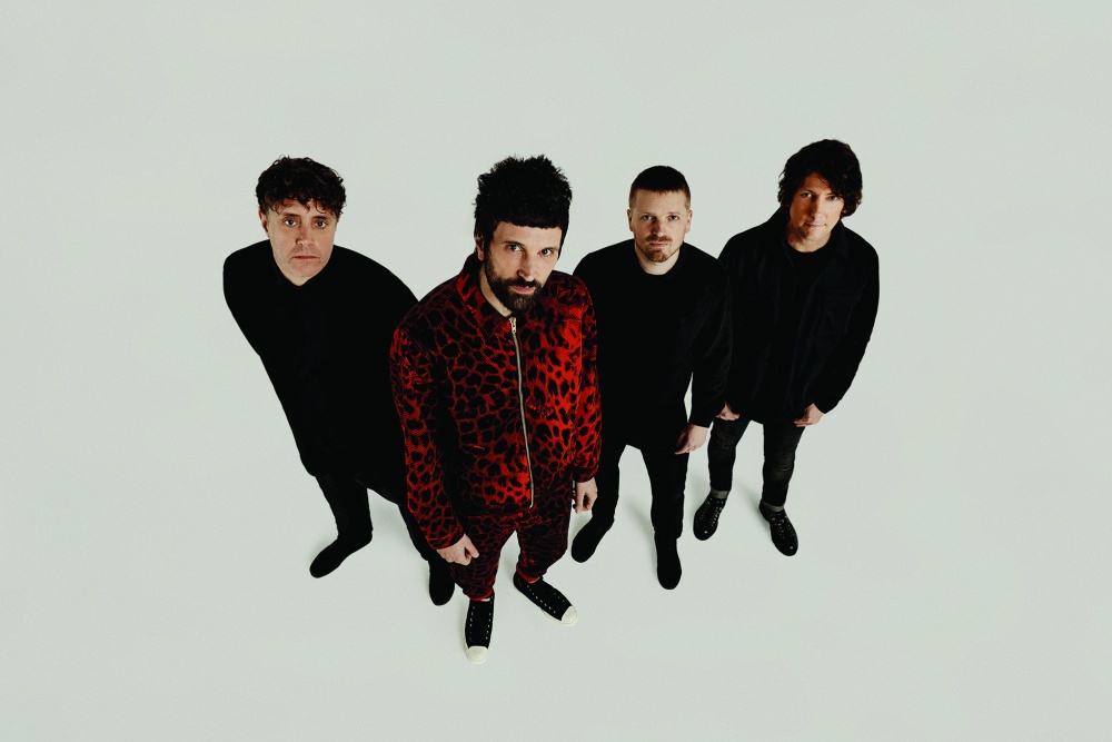 kasabian-web.jpg