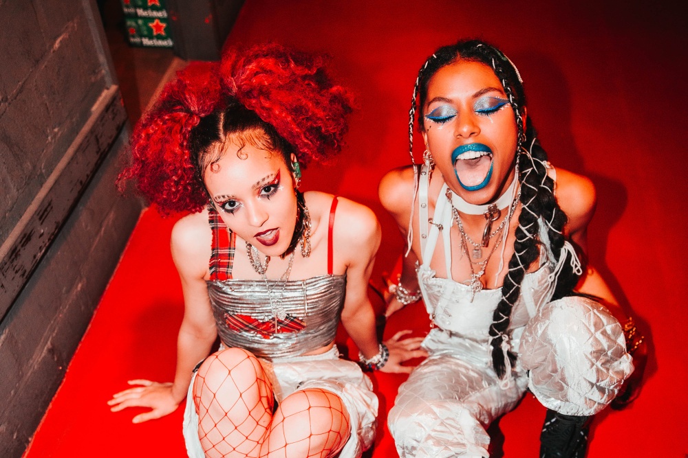 novatwins.jpg