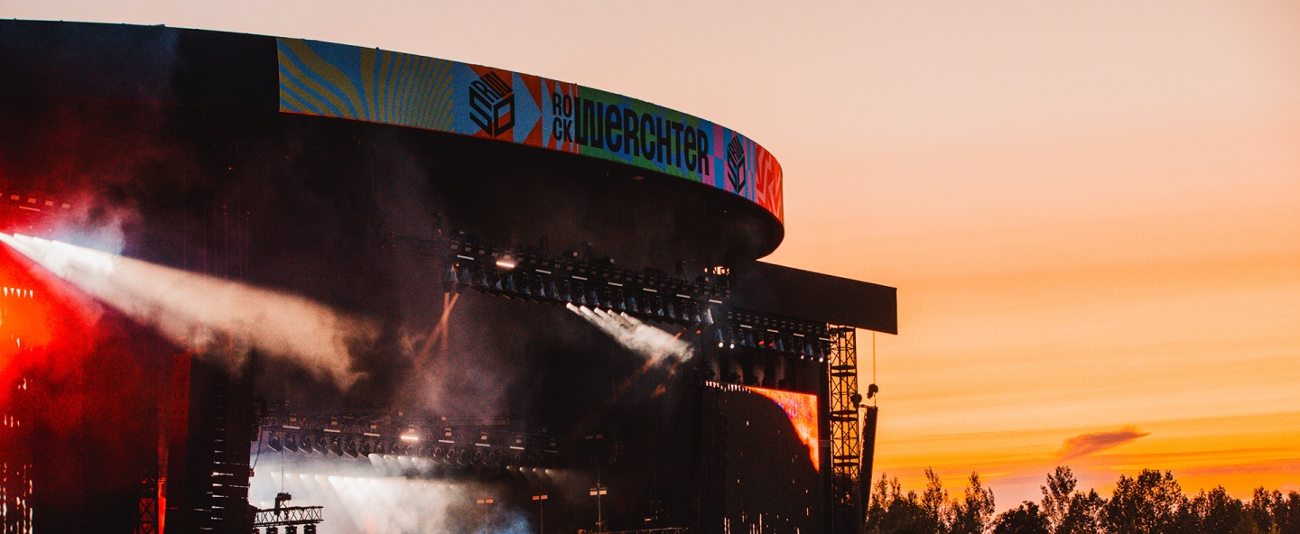 'How to replace a headliner?' in seven steps